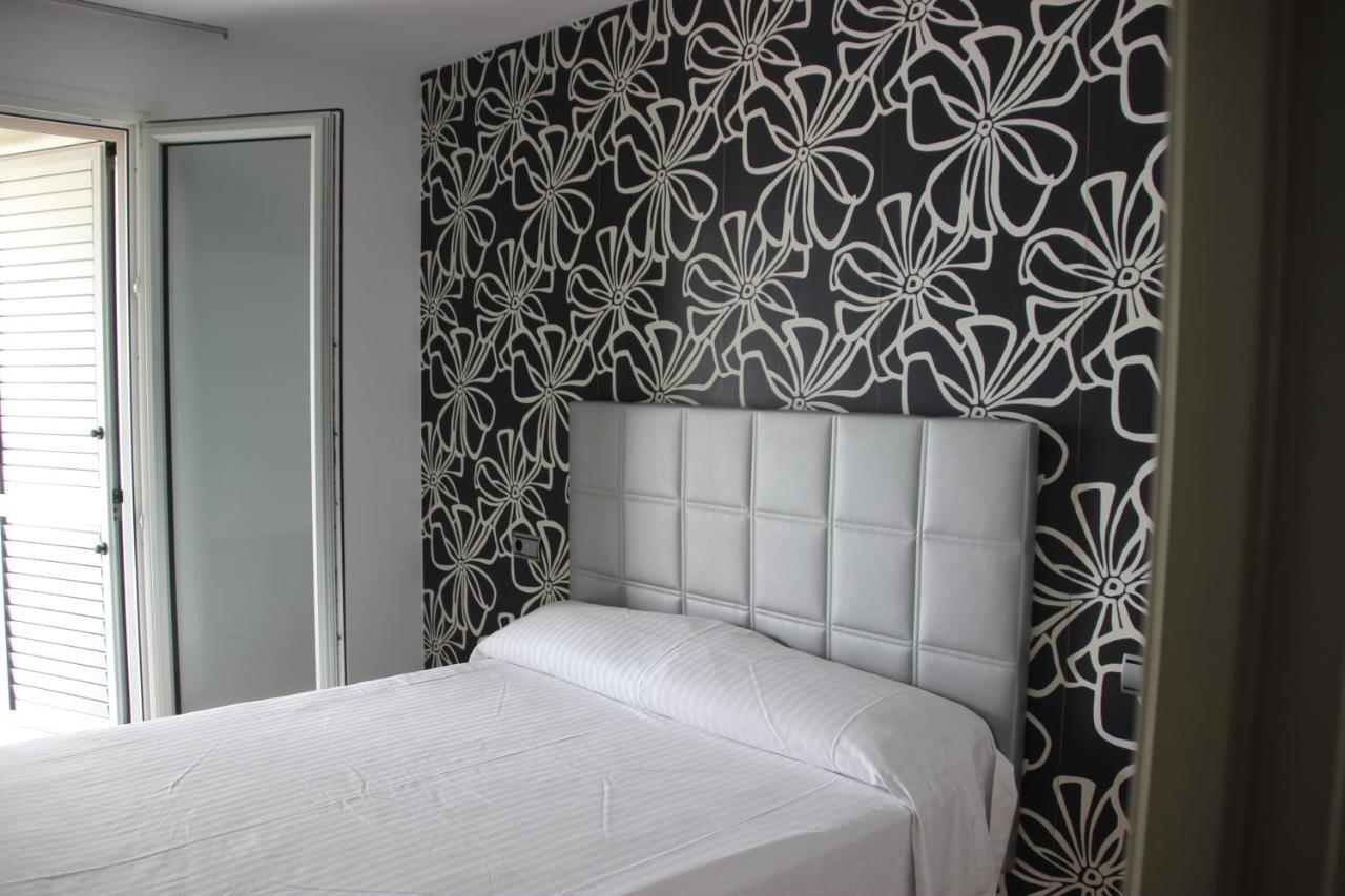 Apartamento Bruselas 萨洛 外观 照片